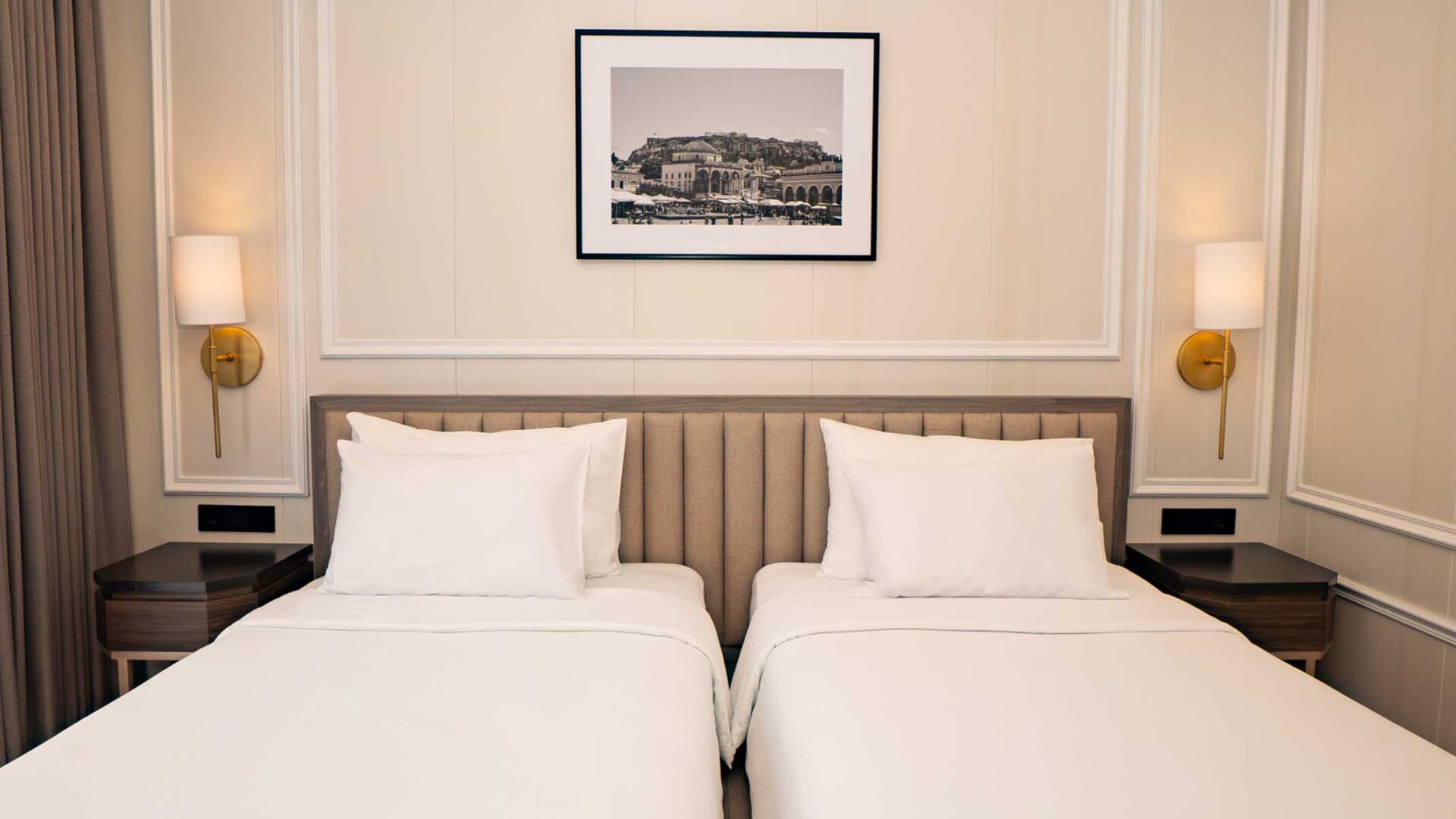 Deluxe Twin Non Balcony