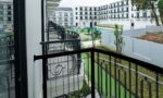 Deluxe King Pool View