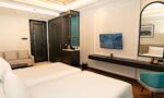Executive Twin Pool View